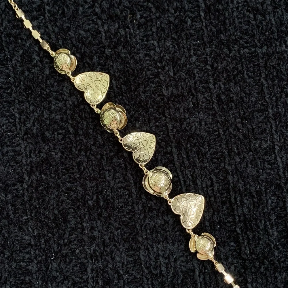 BETSEY JOHNSON Pavé Crystals Hearts Roses Eyes Gold & Red NECKLACE! - Picture 7 of 8